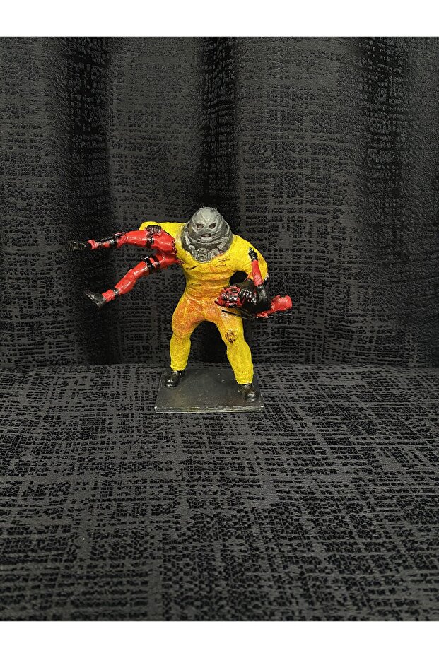 Deadpool vs Juggernaut Figür 15cm - 1