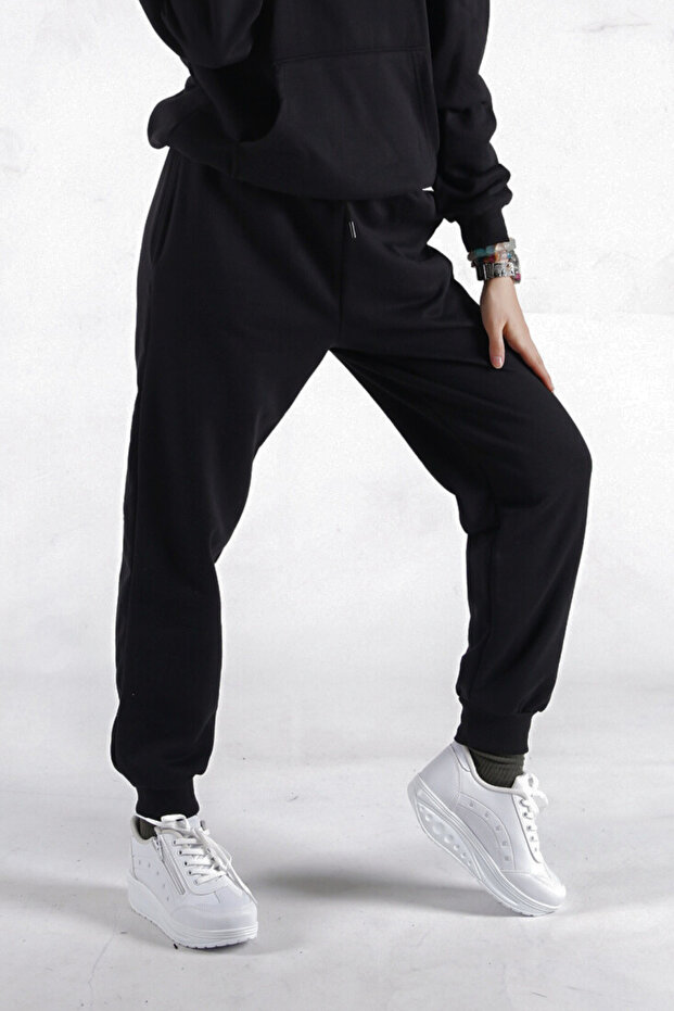 Siyah Kadın Regular Lastik Paça Basic Eşofman Altı Jogger