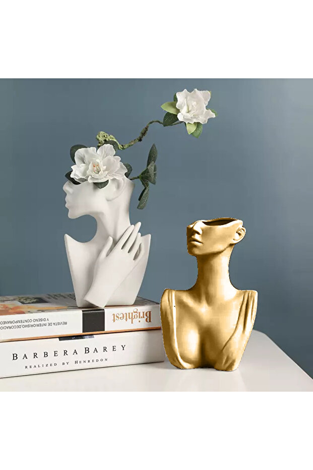 Nordic Vase Women's Bust - Gold Scandinavian Precious