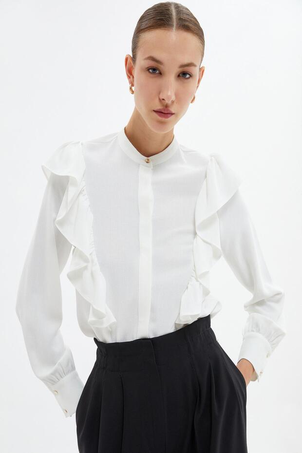 Women's Off White Shirt