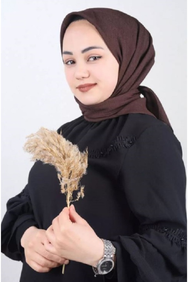 وشاح مربع من Liva - 1