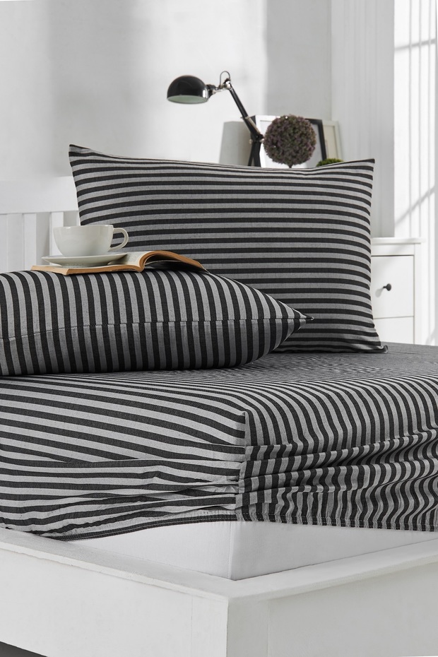 Satin Fitted Sheet Set (3 Different Sizes) (Black) - 1