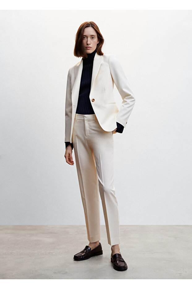 Pantaloni ecru de damă - 1