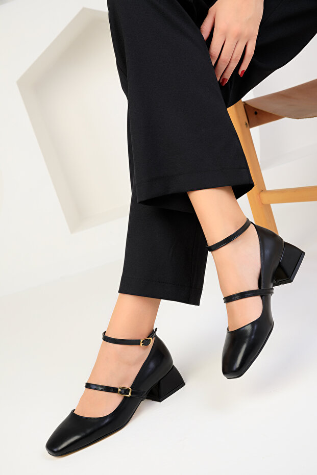 Black Women's Classic Heeled Shoes 18581
