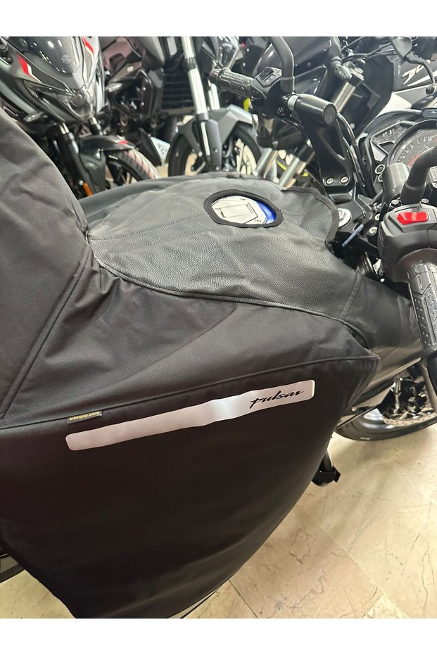 BAJAJ PULSAR DİZ ÖRTÜSÜ