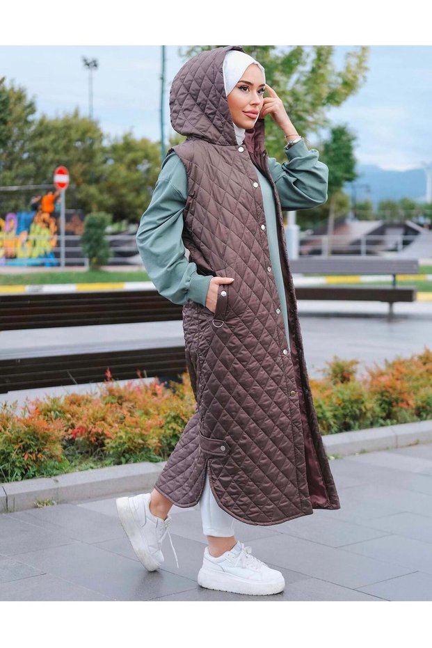 Women's Hooded Slit Detailed Long Filling Vest