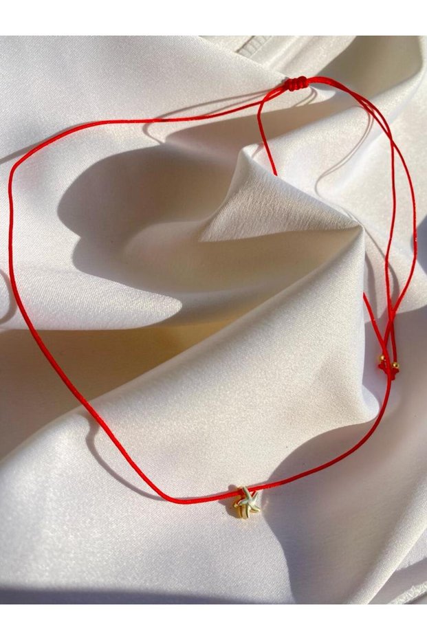 Minimal Necklace with Gold Pendant