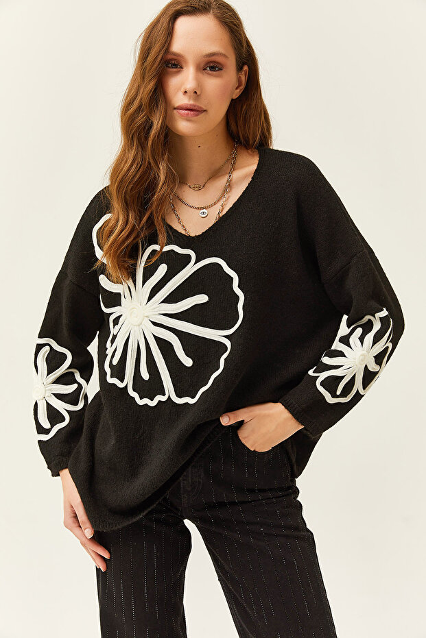 Women's Black Patterned V-Neck Soft Textured Knitwear Sweater KZK-19000695