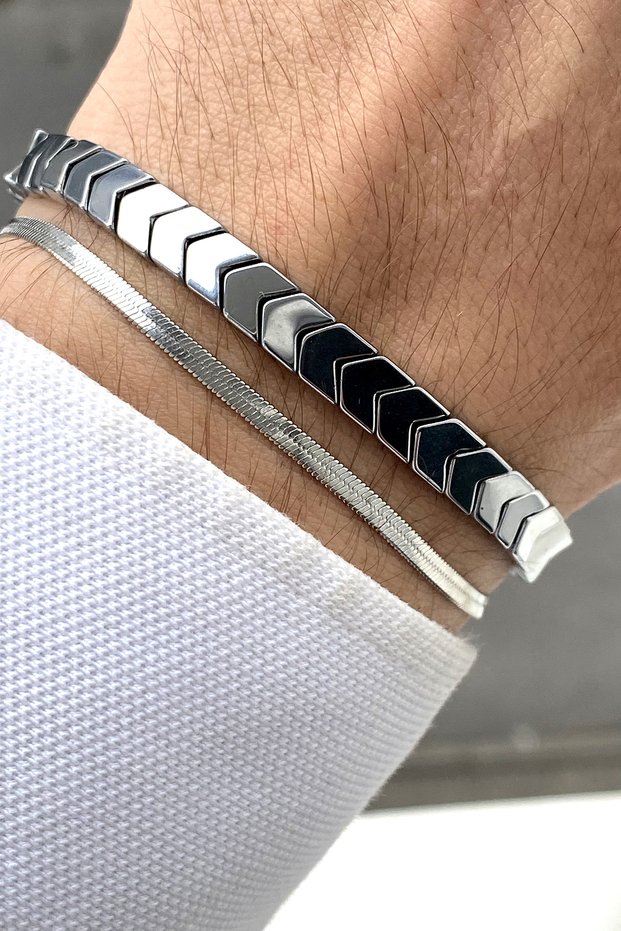 Steel chain and arrow direction men's bracelet