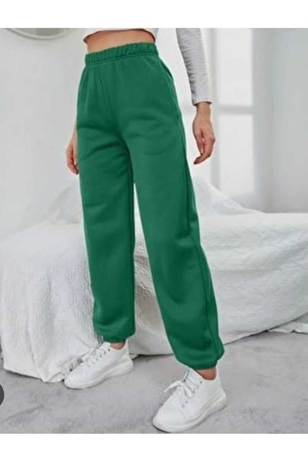 GREEN TRACK PANTS WITH THREE THREAD (SHARDONED) INNER WITH COTTON WINTER WITH WAIST AND LAPES WITH POCKET