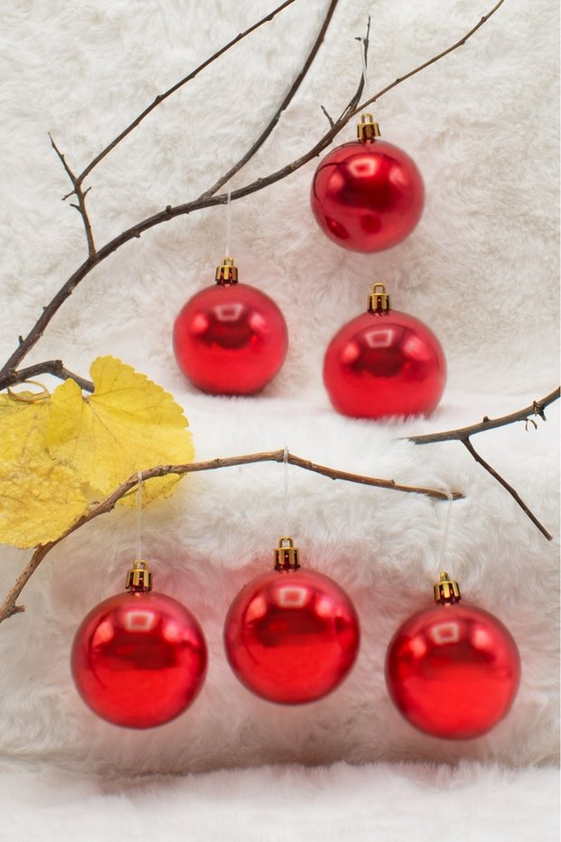 4 cm 6-Piece Red Cici Ball Christmas Pine Tree Ornament (3 Metallized-3 Shiny)
