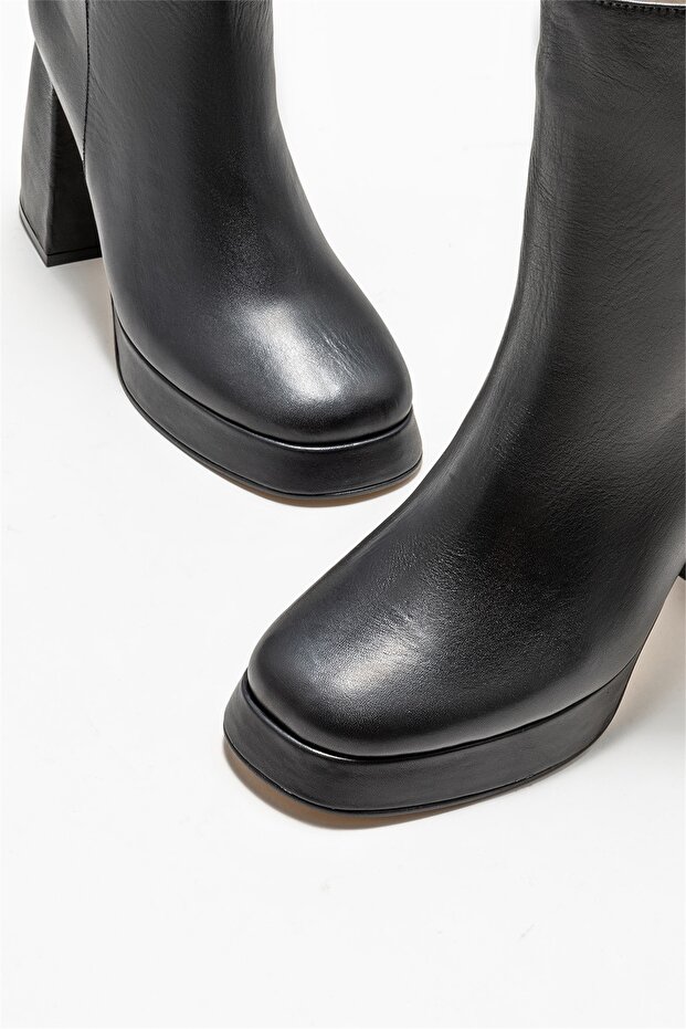 Siyah Deri Kadın Topuklu Bot - 3