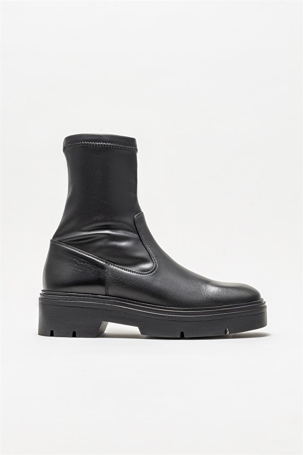 Siyah Kadın Günlük Bot - 1