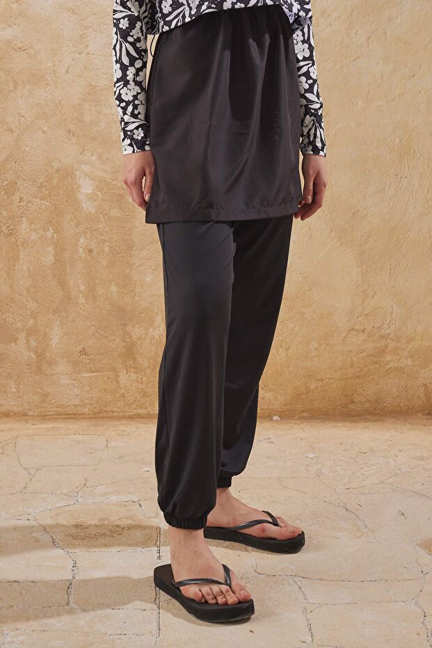 JOGGER HIJAB FÜRDŐRUHA NADRÁG FEKETE - 3