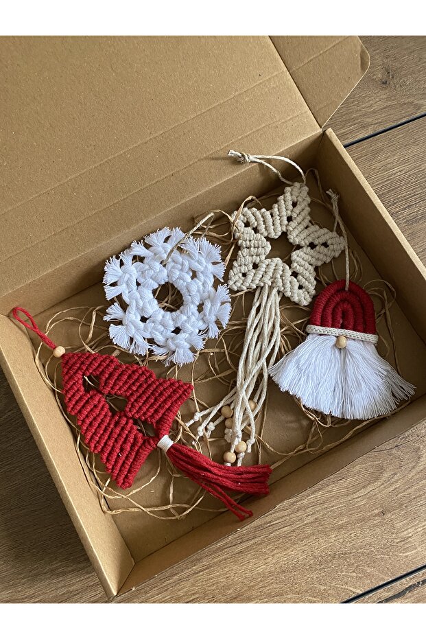 Macrame 4-Piece Christmas Pine Tree Ornament