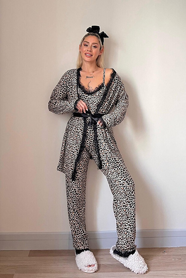 Leopard Printed Velvet Pajama Set with Robe - 5
