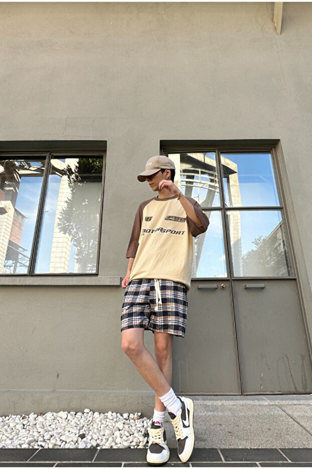 Square Patterned Shorts - 2