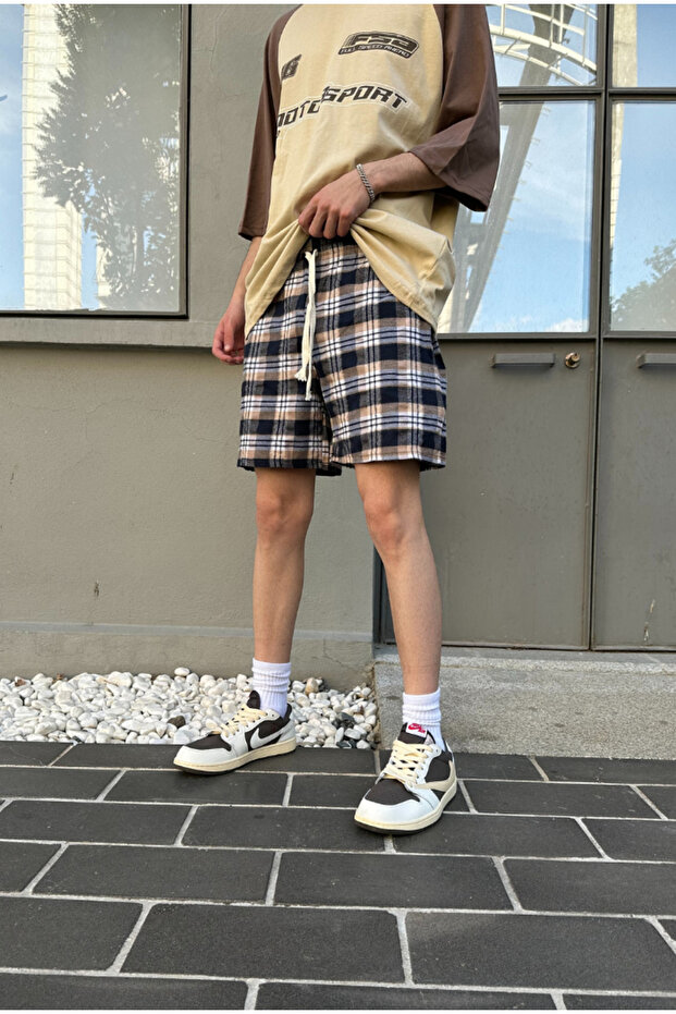 Square Patterned Shorts - 3