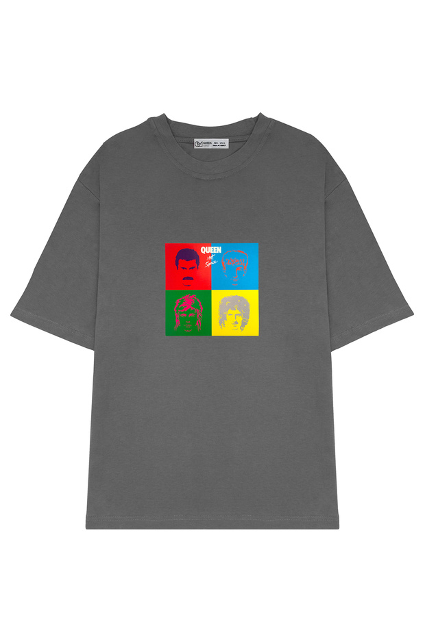 الملكة كبيرة الحجم للجنسين - 1