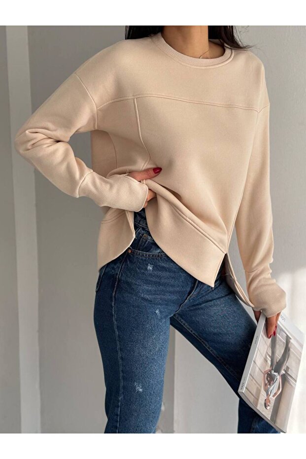 Basic Three Thread Ribbed Sweatshirt with Front Slit Detail - 1