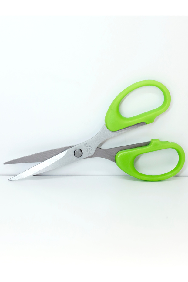 مقص حاد صغير باللون الأخضر - 5