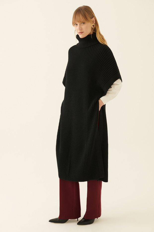 Schwarze Damen-Strickbluse von Mayra - 2