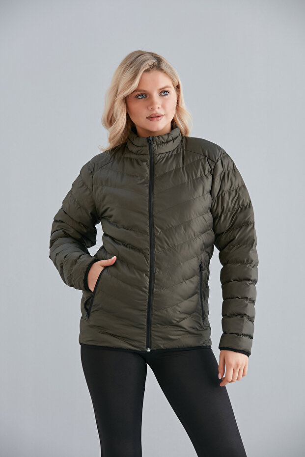 Women's Khaki Pocket Zippered Puffer Coat with Inner Pocket