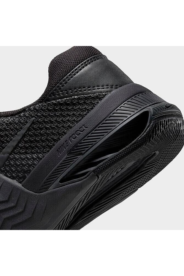 Metcon 7 Triple Black Sneaker - 2