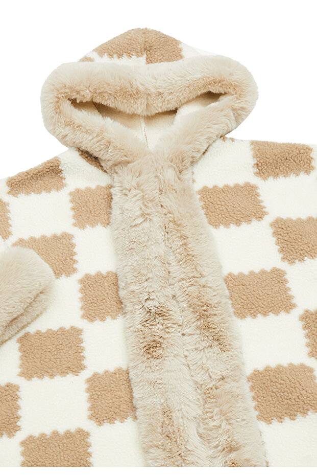 Poncho - 1