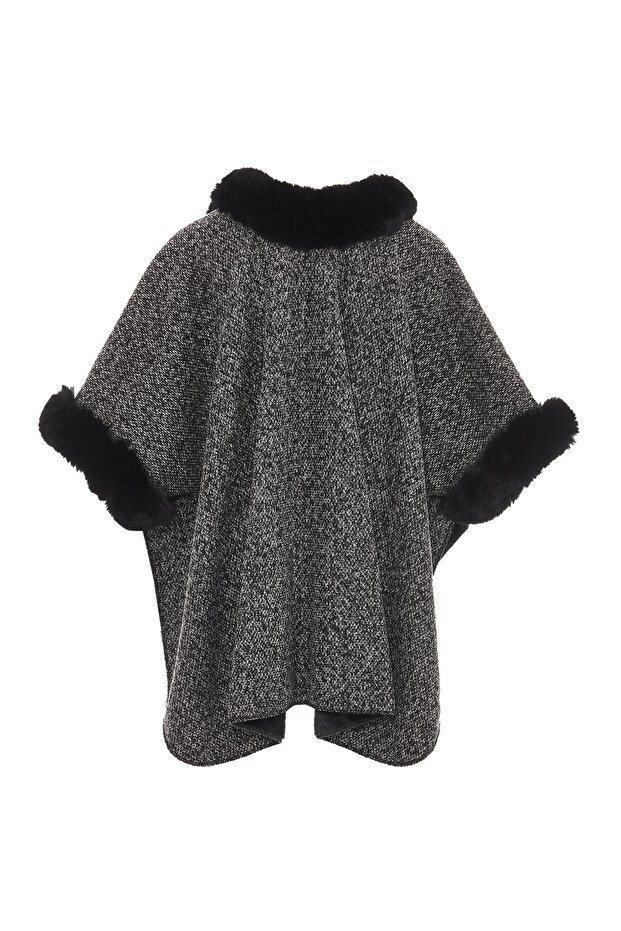 Poncho - 3