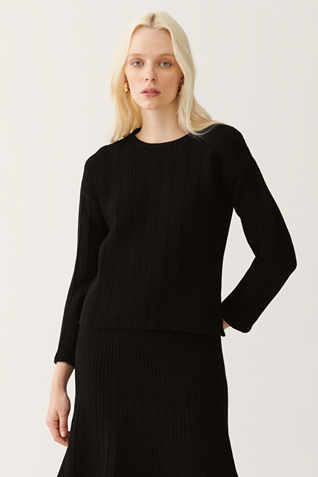 Schwarze Damen-Strickbluse von Lien - 1