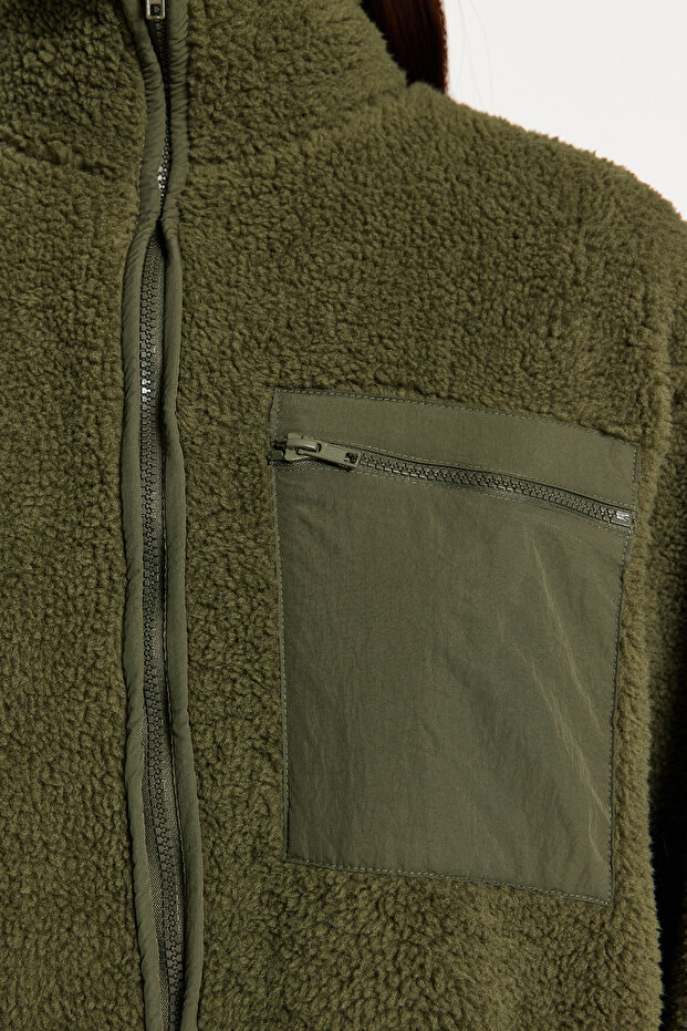 Winter Essentials Haki Kalın Polar Fermuarlı Dik Yaka Uzun Kol Cepli Örme Sweatshirt TWOAW24SW00071 - 6