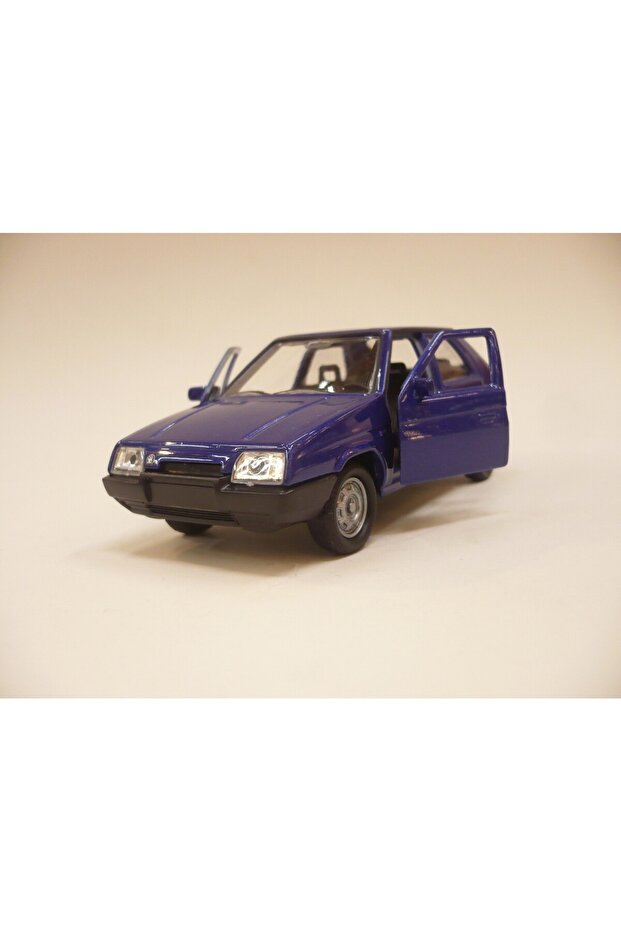 Skoda Favorit Blue Color Metal Model Pull Drop Car 1/32 Blue
