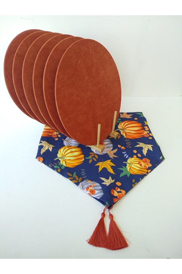 Pumpkin Pattern Runner, 6 Brick-tan Color Plates - 3