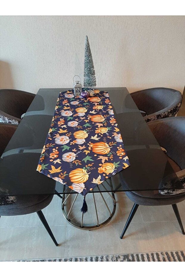 Pumpkin Pattern Runner - 1