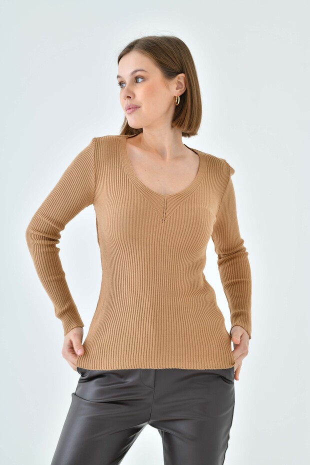 Decolteu în V cu mânecă lungă Bady - 3