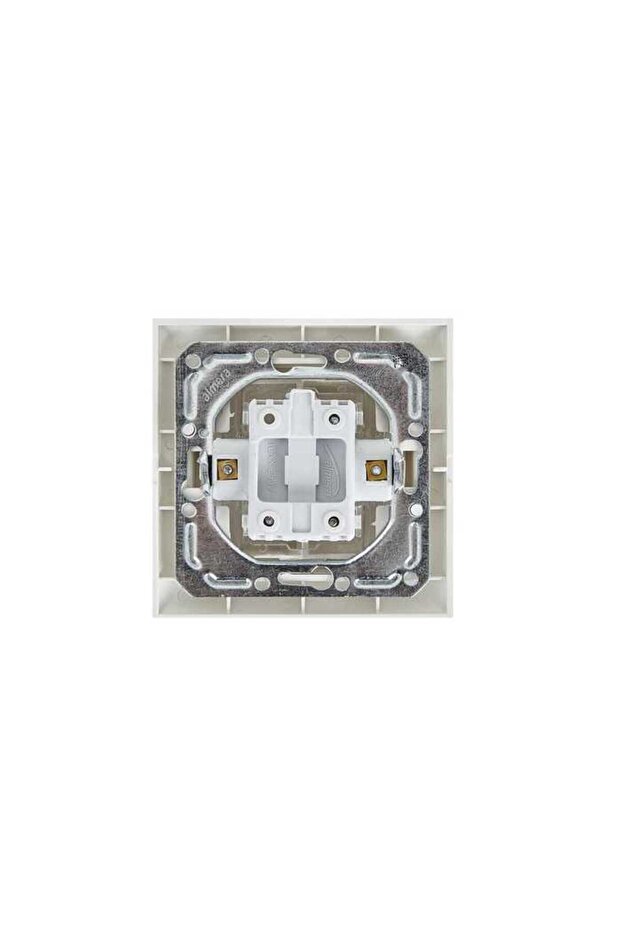 ألميرا وايت كوموتاتور - 2