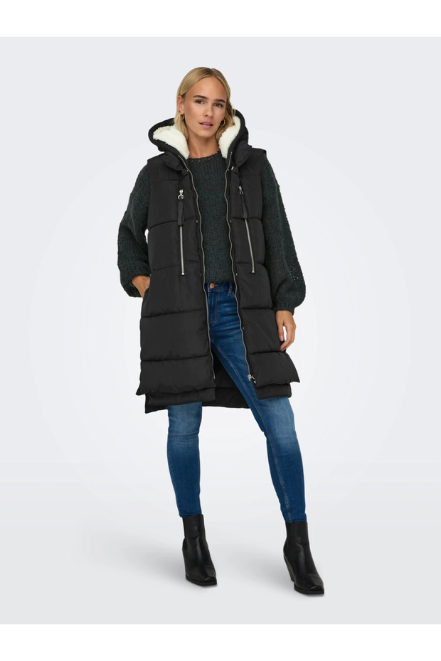 KAPŞONLU ŞIŞME YELEK - 4