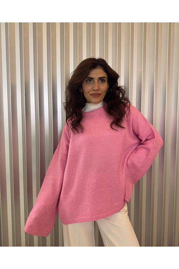 Women's Pink Oversize Crew Neck Knit Sweater