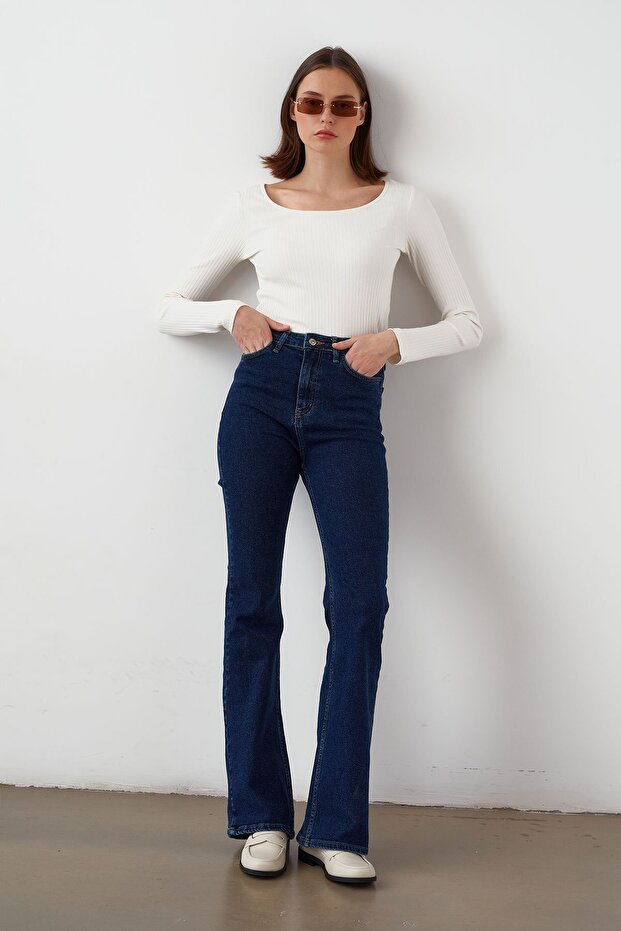 Bootscut Jeans - 6