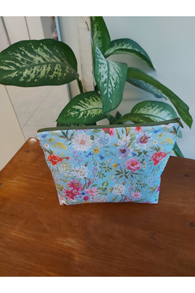 Çiçekli makyaj çantası - 2