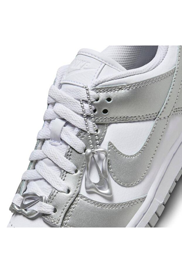 Dunk Low Metallic Silver - 4