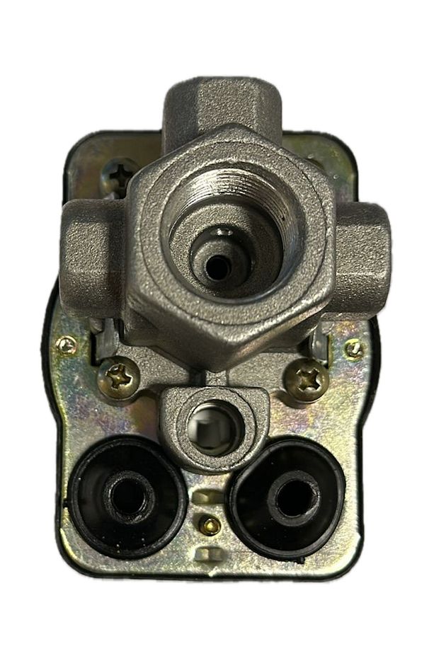ELT-6CO-3Y (2-11) 3 Yollu on/off Kompresör Basınç Şalteri 220V- 1/2'' - 4