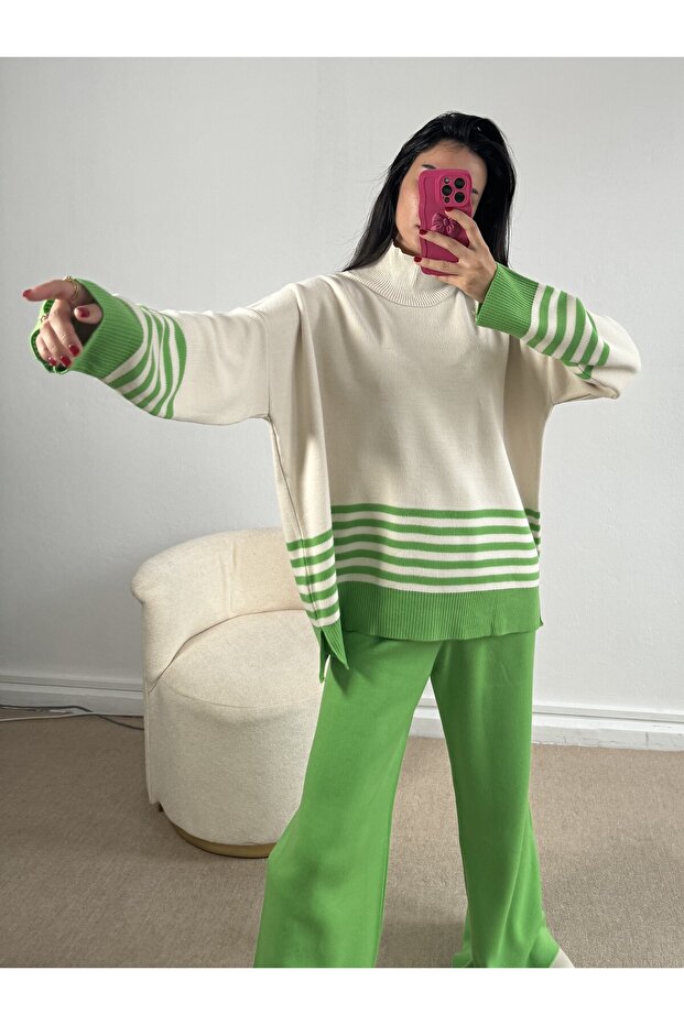 Pistáciově zelený poloviční rolák s pruhovaným úpletem, vrchní a spodní sada 26044 - 4