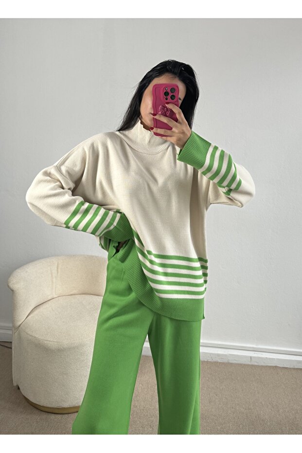 Pistáciově zelený poloviční rolák s pruhovaným úpletem, vrchní a spodní sada 26044 - 2