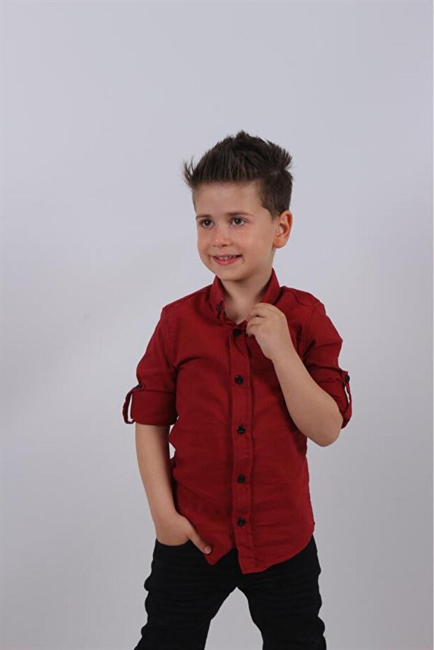 قميص أساسي باللون الأحمر الداكن للأولاد بأكمام قابلة للطي - 2