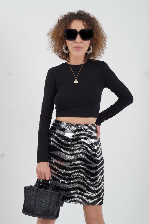 Black Short Blouse