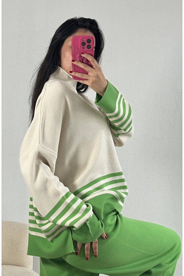 Pistáciově zelený poloviční rolák s pruhovaným úpletem, vrchní a spodní sada 26044 - 3