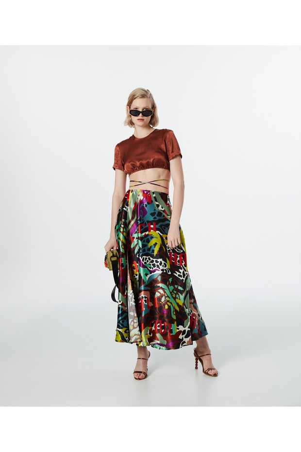 بلوزة المحاصيل عارية الذراعين - 2