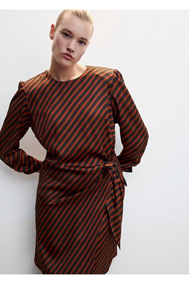 Düğümlü Çizgili Elbise - 5